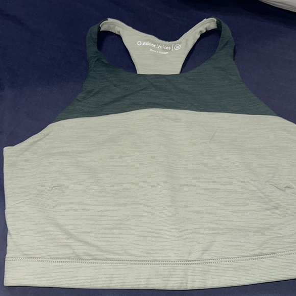 Outdoor Voices — TechSweat™ Crop Top - Picture 4 of 10